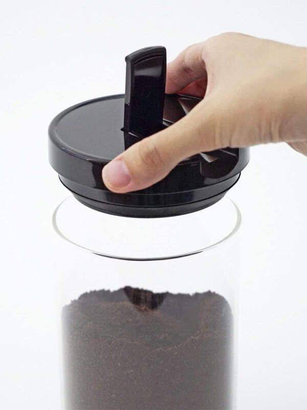 hario-glass-canister-1000ml-34oz-e3f6be-hario_mcn-300b-glass-coffee-canister_1000ml_in-use HARIO Glass Canister (1000ml/34oz)