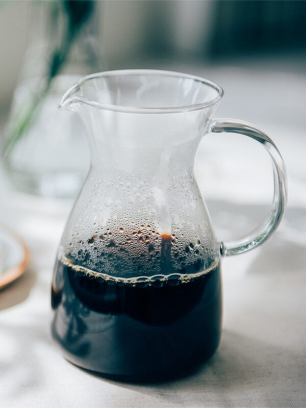 hario-heatproof-coffee-decanter-400ml-13-259f18-hario_hcd-2t-heatproof-decanter_400ml_brewing_3 HARIO Heatproof Coffee Decanter (400ml/13.53oz)