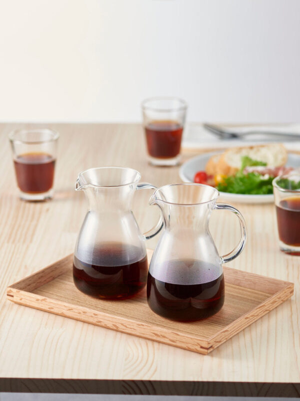 hario-heatproof-coffee-decanter-400ml-13-c486be-hario_hcd-2t-heatproof-decanter_400ml_brewing_4 HARIO Heatproof Coffee Decanter (400ml/13.53oz)