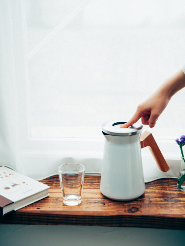 hario-simply-stainless-thermal-pot-1141c4-hario_s-stp-600-w_simply-stainless-thermal-pot_in HARIO SIMPLY Stainless Thermal Pot