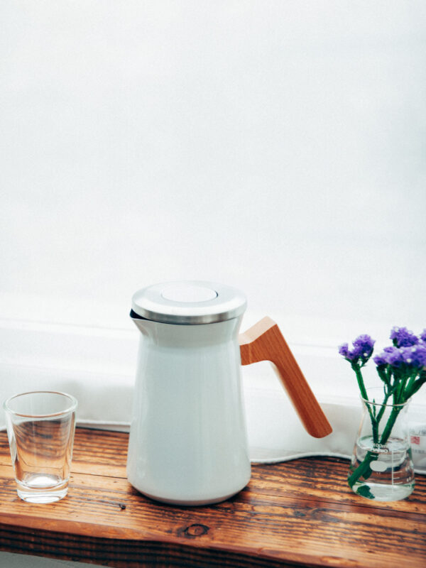 hario-simply-stainless-thermal-pot-9c34bf-hario_s-stp-600-w_simply-stainless-thermal-pot_in HARIO SIMPLY Stainless Thermal Pot