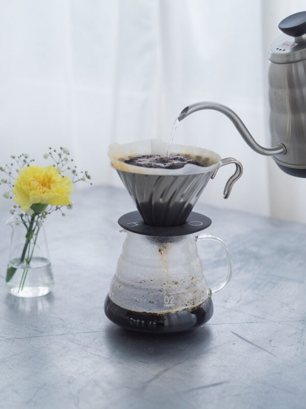 hario-v60-02-metal-dripper-silver-5f9ce6-hario_vdm-02hsv_v60-02-metal-dripper_silver_in-use HARIO V60-02 Metal Dripper (Silver)