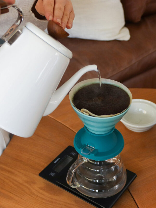 HARIO V60-02 SWITCH Immersion Dripper (200ml/6.76oz) (Ceramic)