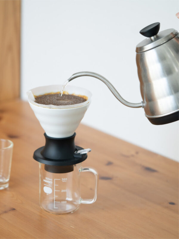 HARIO V60-02 SWITCH Immersion Dripper (200ml/6.76oz) (Ceramic)